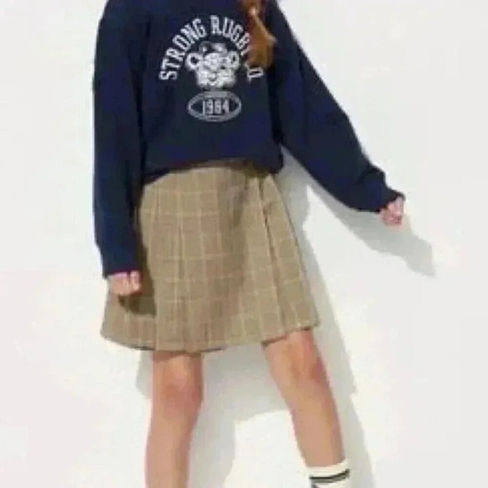 Uniqlo Kids Checkered Pleated Mini Skirt/ Skort, Size 9-10 - Picture 2 of 10